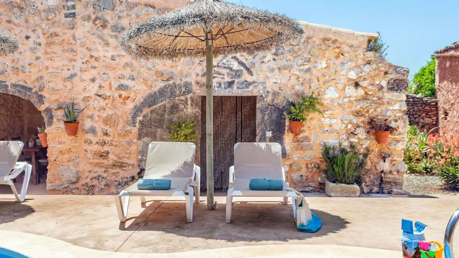 בית כפרי בית הארחה סנטני 	Casa Antigua